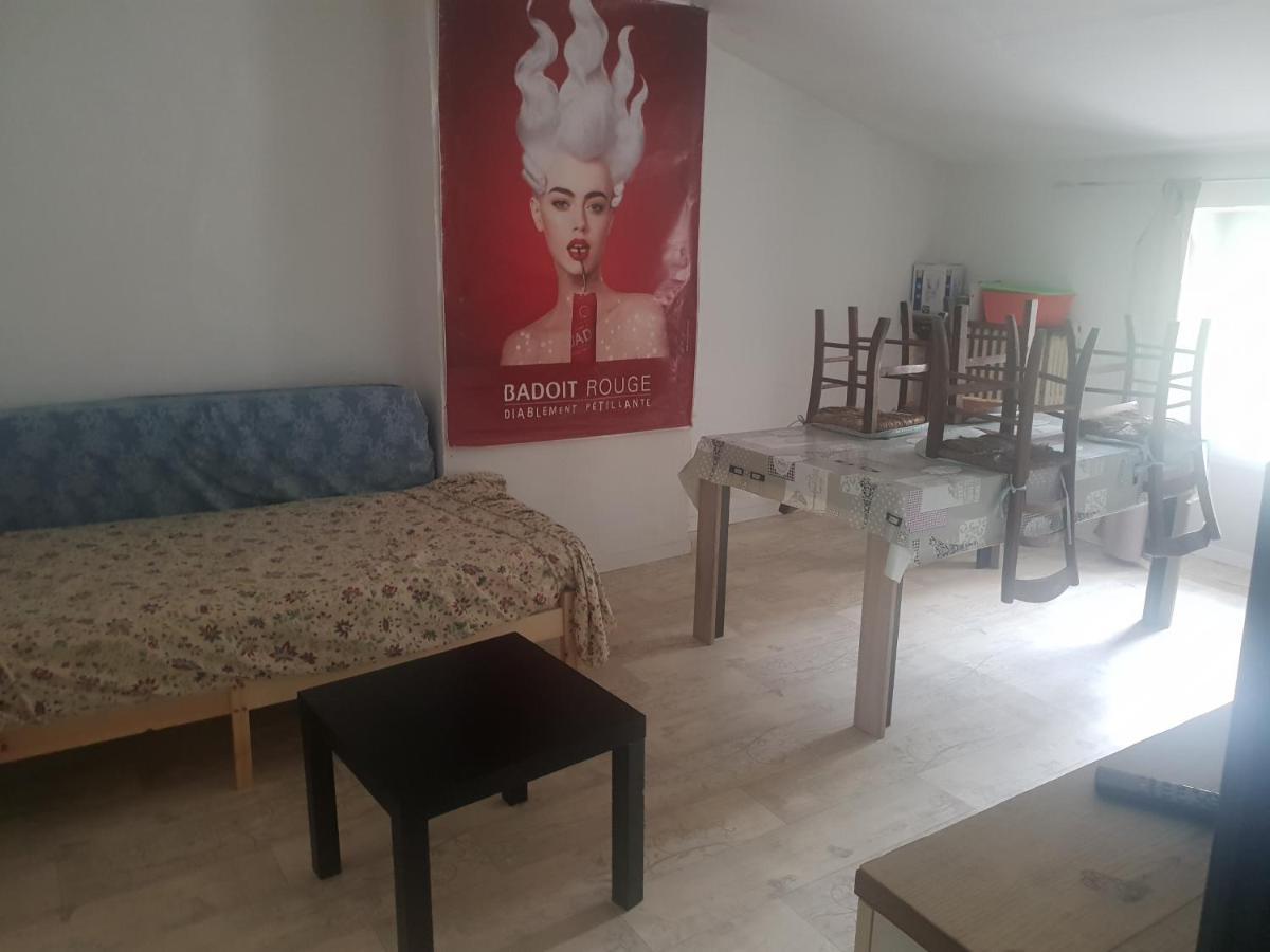 Chambres A Marius Saint-Affrique Zewnętrze zdjęcie